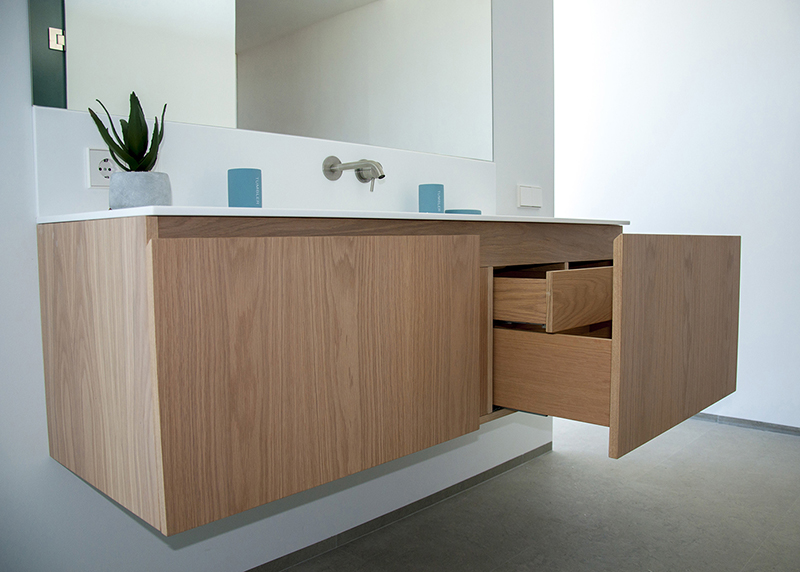 wooden bathroom furniture